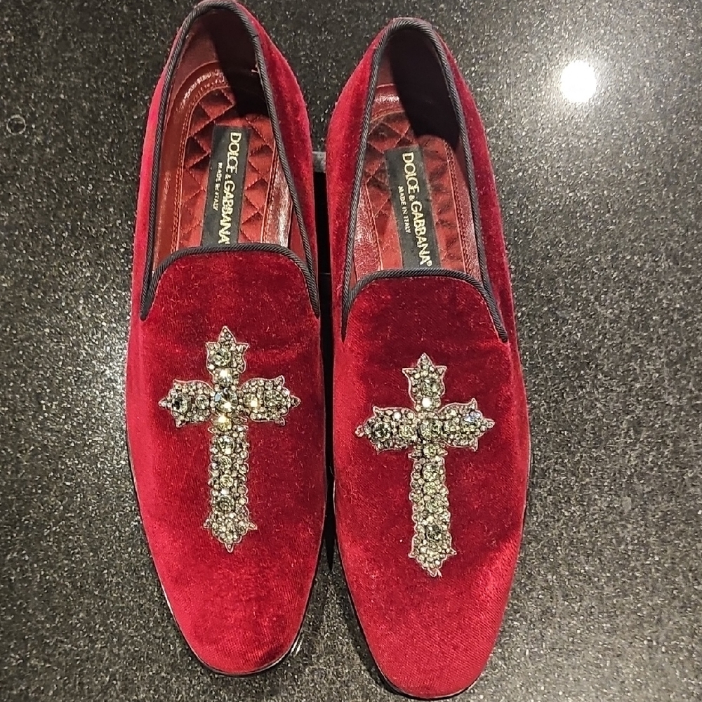Dolce & Gabbana Men's Red Velvet Loafers with Cross Detail